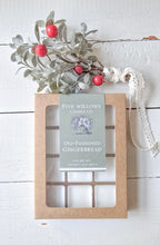 Load image into Gallery viewer, Old-Fashioned Gingerbread Wax Melts